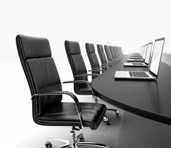 Table de réunion à Andrézieux-Bouthéon